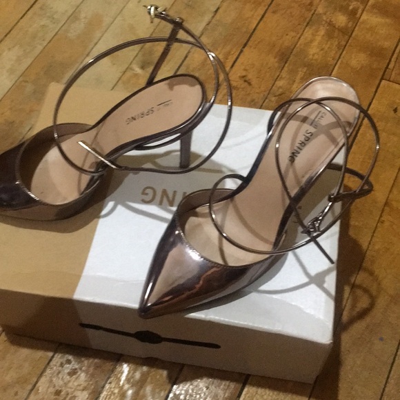 High heels - Picture 2 of 2